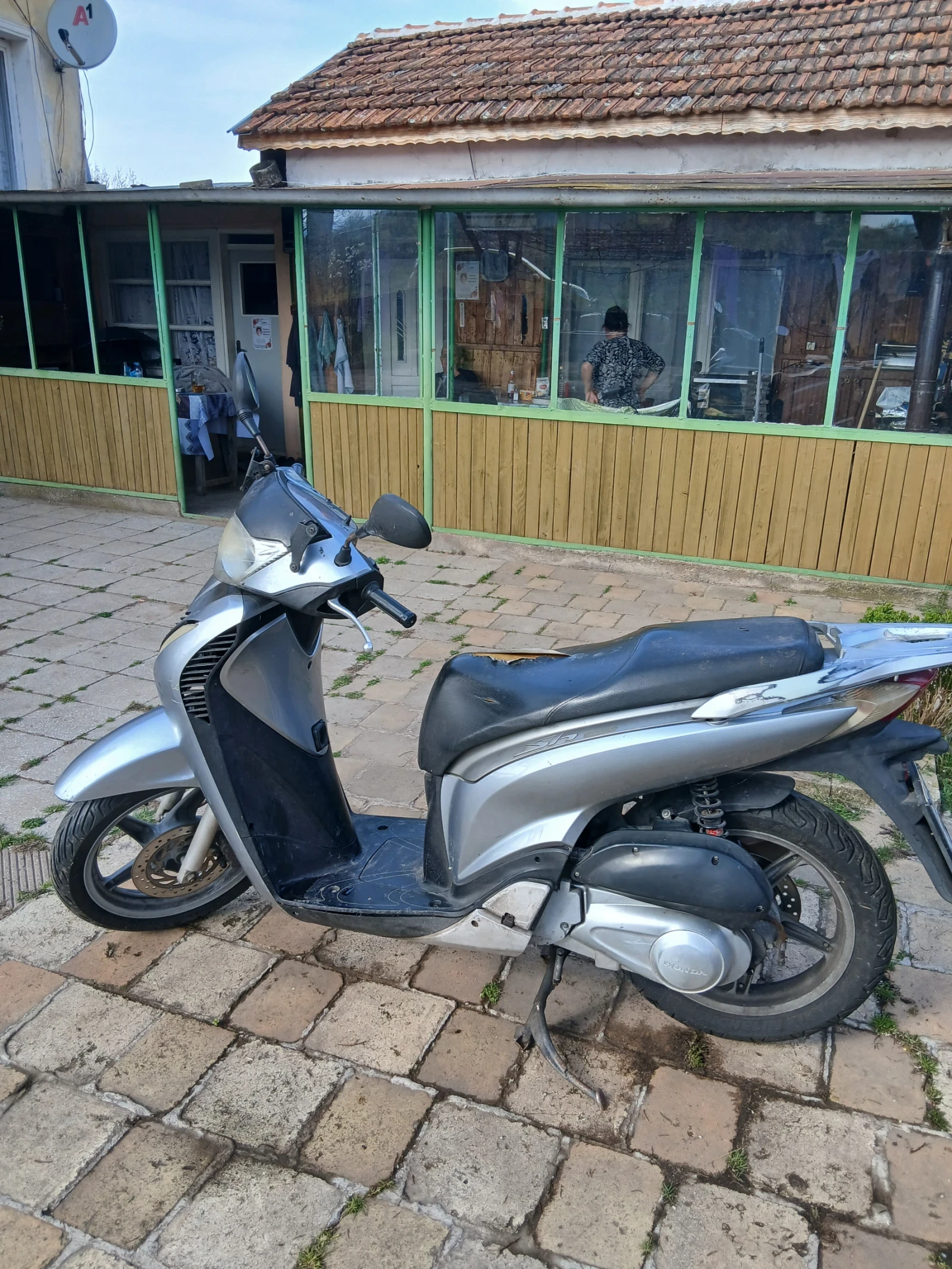 Honda Sh Скутер, снимка 3 - Мотоциклети и мототехника - 54193288