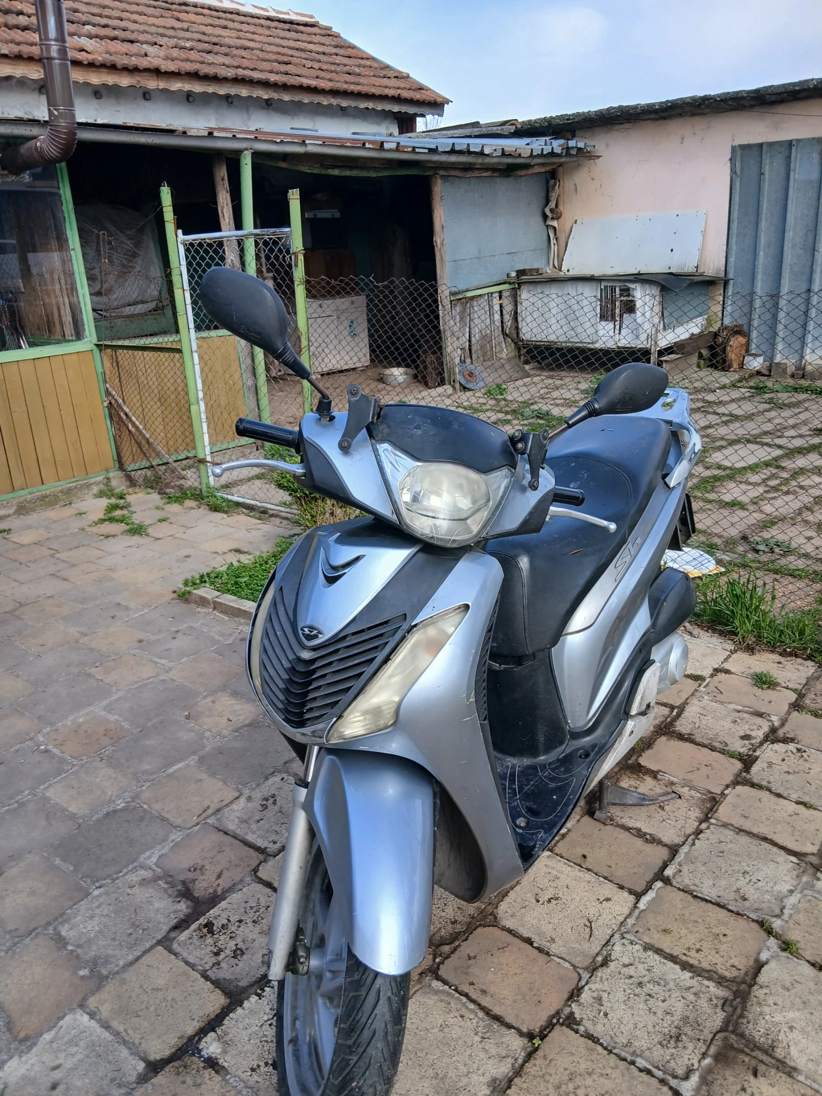 Honda Sh Скутер, снимка 2 - Мотоциклети и мототехника - 54193288