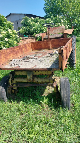 Трактор Т, снимка 1 - Селскостопанска техника - 45614342