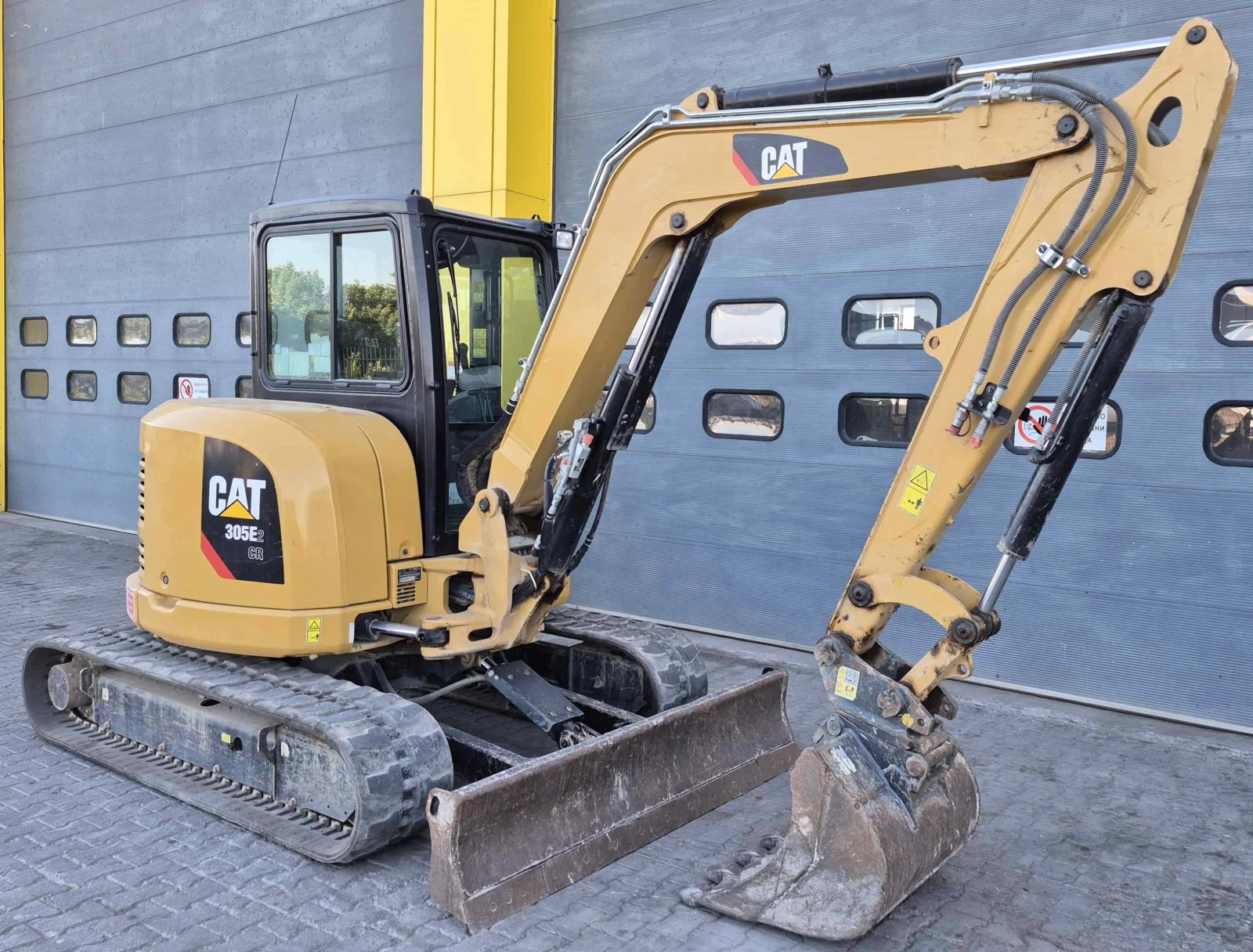  Cat 305E2 | Mobile.bg   1