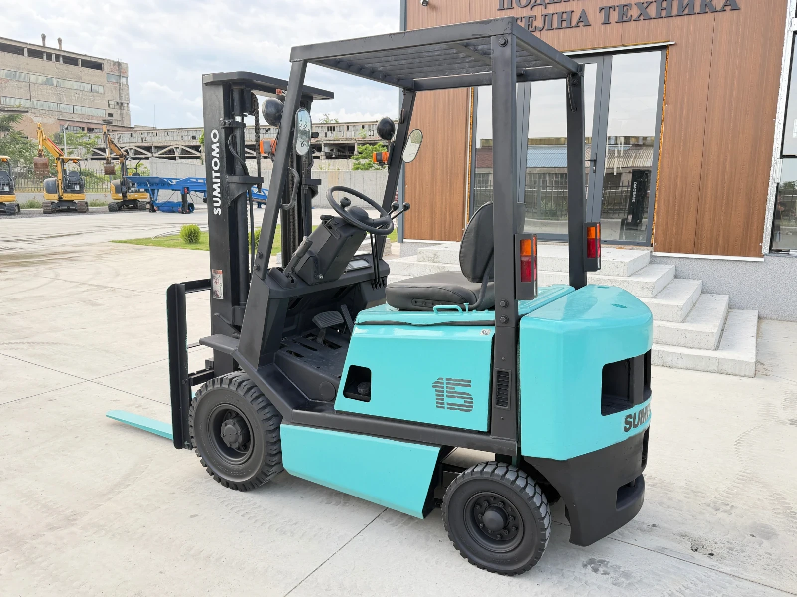 Мотокар Yale Sumitomo 1.5 Тона / БЕЗ ЕЛЕКТРОНИКА / Автомат, снимка 3 - Индустриална техника - 53631976