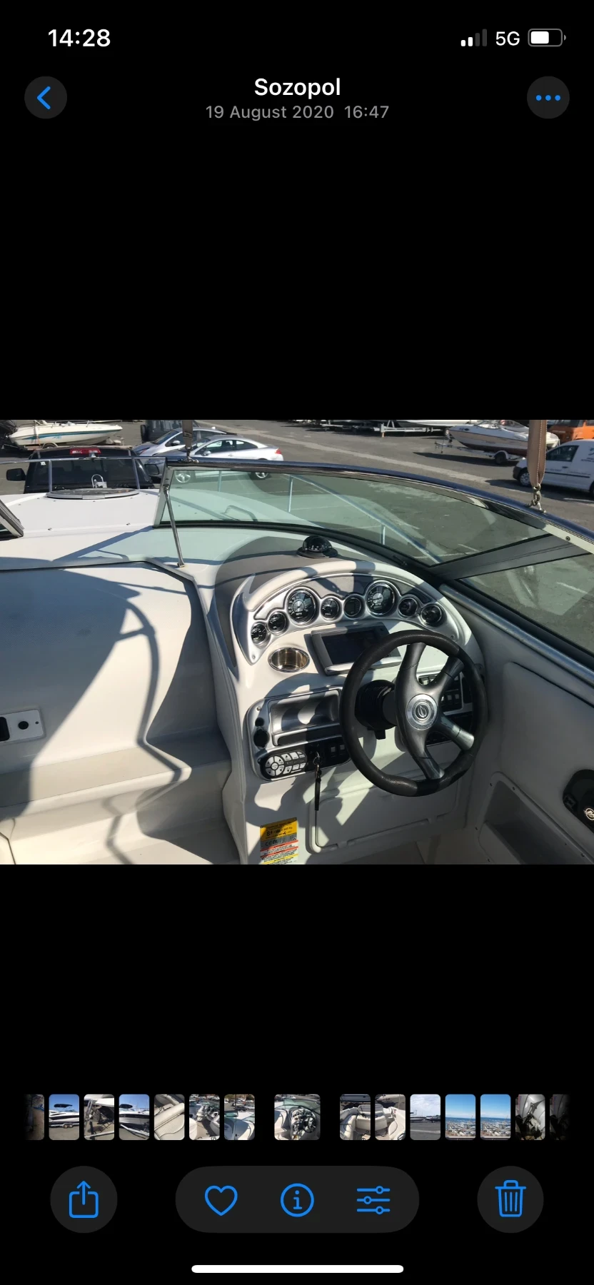 Моторна яхта Crownline 275 Mercruser 426HO - изображение 7