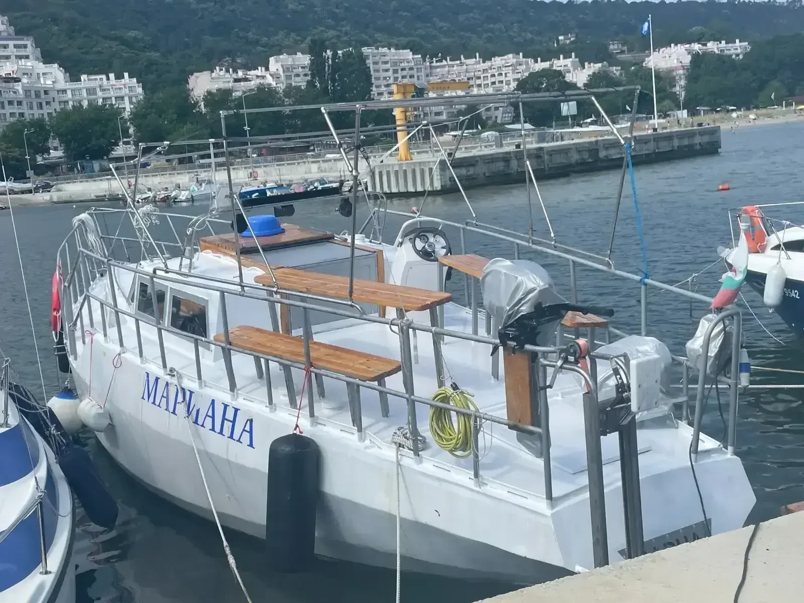 Моторна яхта Собствено производство Мариана