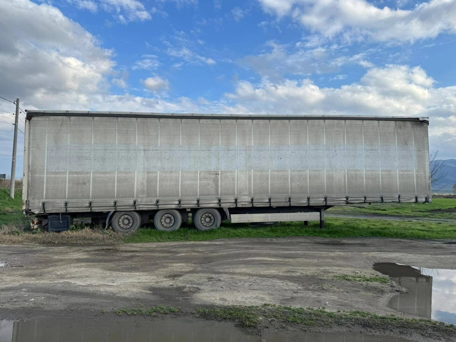 Полуремарке Krone