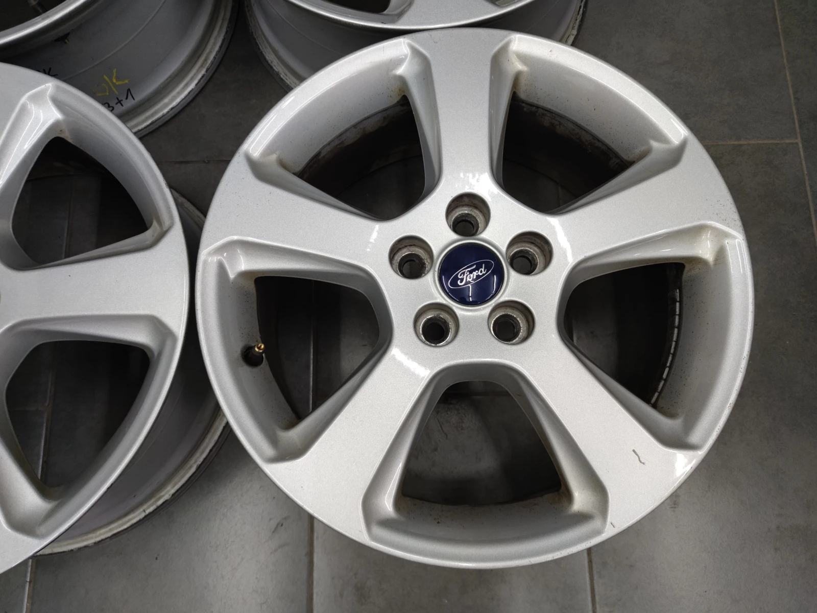   Ford | Mobile.bg   8