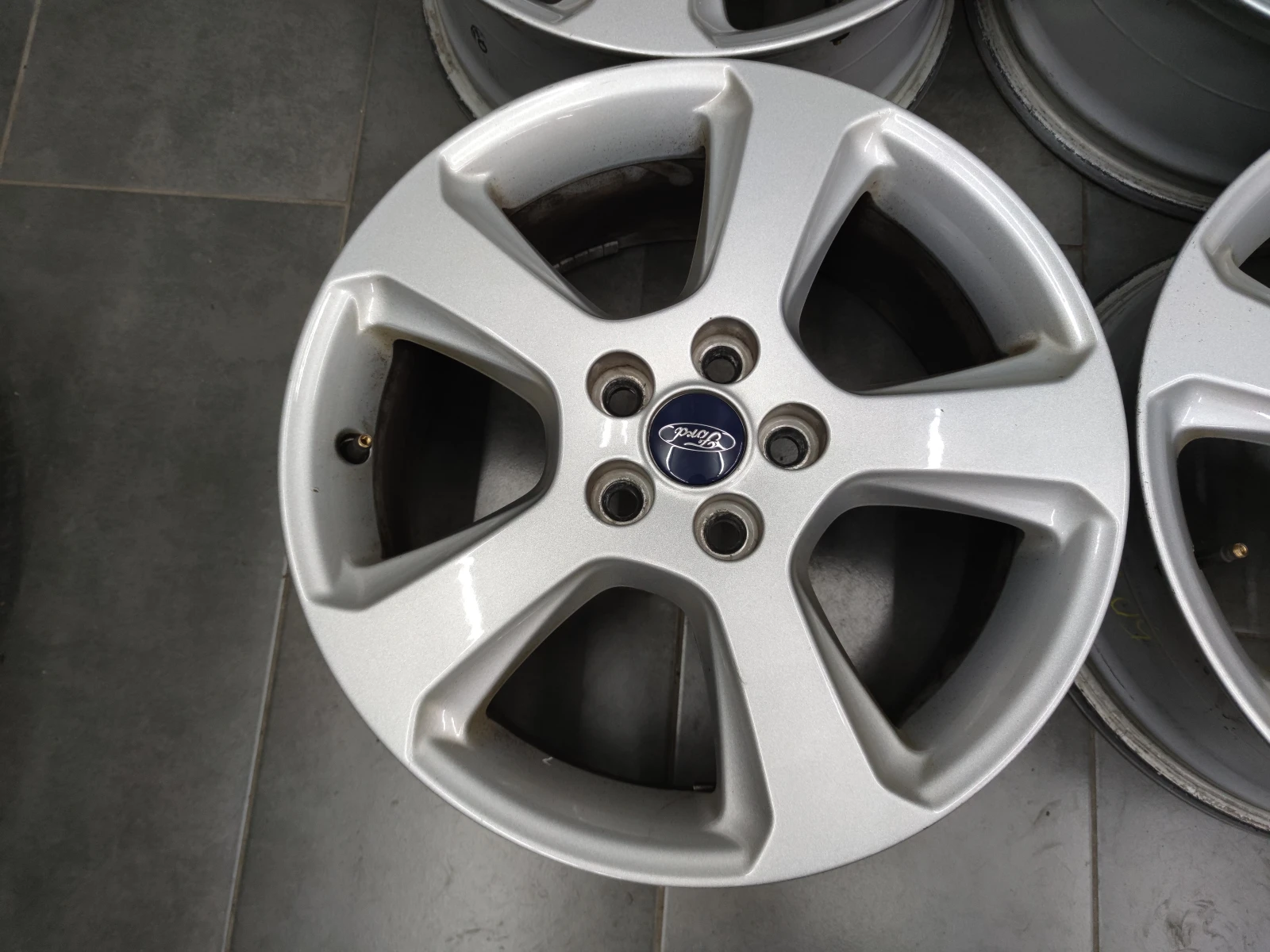   Ford | Mobile.bg   7