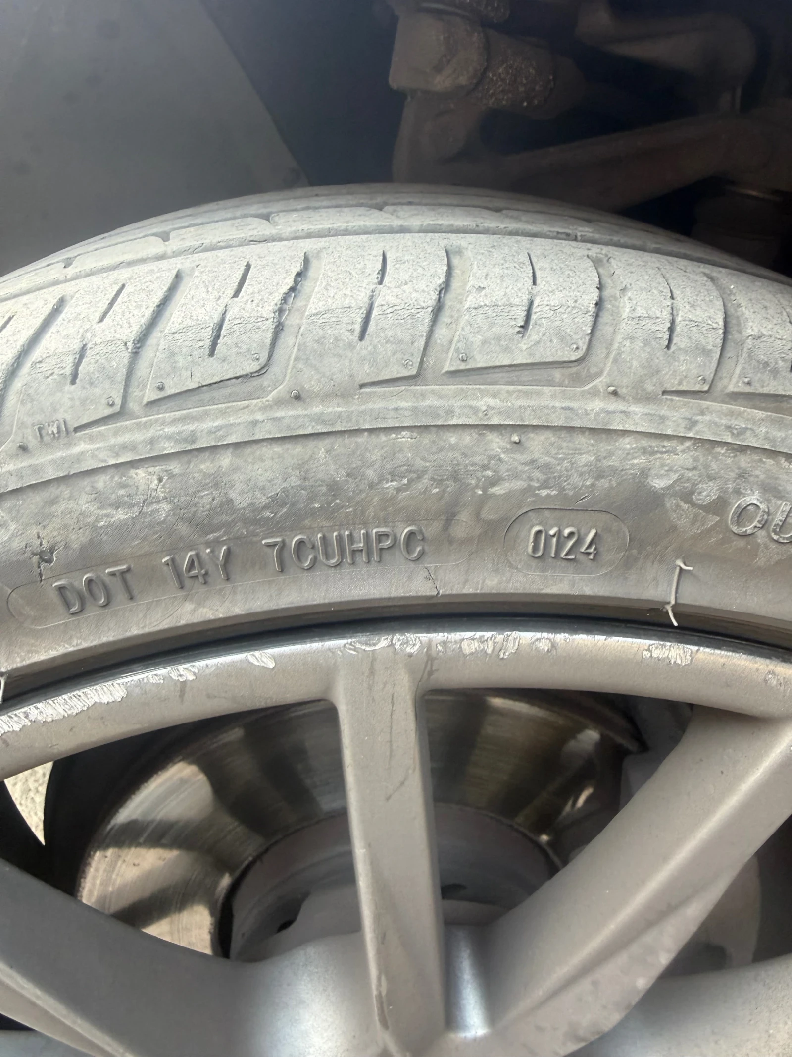 ���� � ������ 225/40R18 | Mobile.bg � ����������� 9