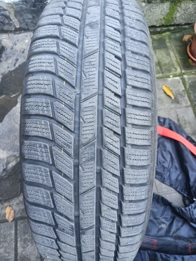 Гуми с джанти Toyo 215/70R16, снимка 8 - Гуми и джанти - 47500085