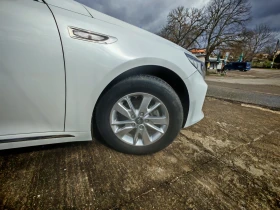 Kia K5, снимка 3