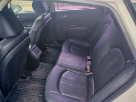 Kia K5, снимка 12