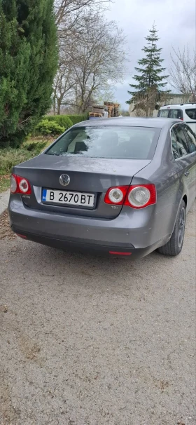 Обява за продажба на VW Jetta ~5 700 лв. - изображение 6 | Auto.bg Обява за продажба на VW Jetta ~5 700 лв. - изображение 6