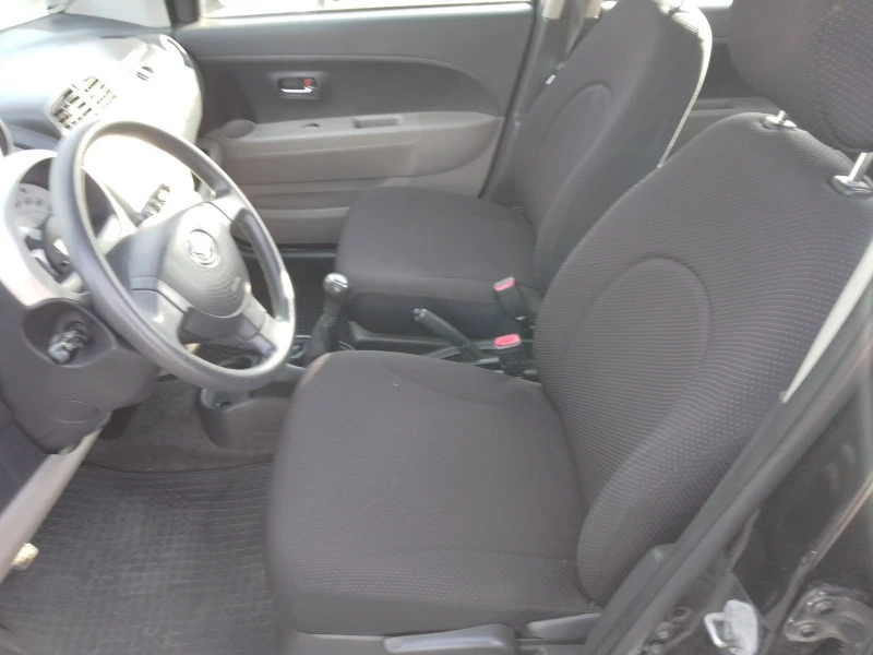 Daihatsu Sirion 4 х 4, снимка 12 - Автомобили и джипове - 40838879