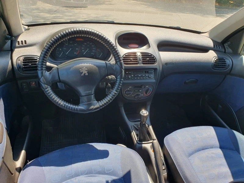 Peugeot 206 1.4 HDI, снимка 8 - Автомобили и джипове - 46507700