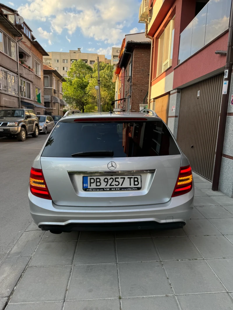 Mercedes-Benz C 180 W204, снимка 6 - Автомобили и джипове - 47917401