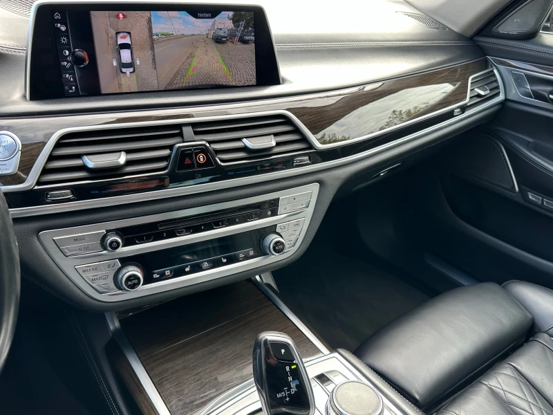 BMW 740 X DRIVE/3TV/PANO, снимка 12 - Автомобили и джипове - 48009345