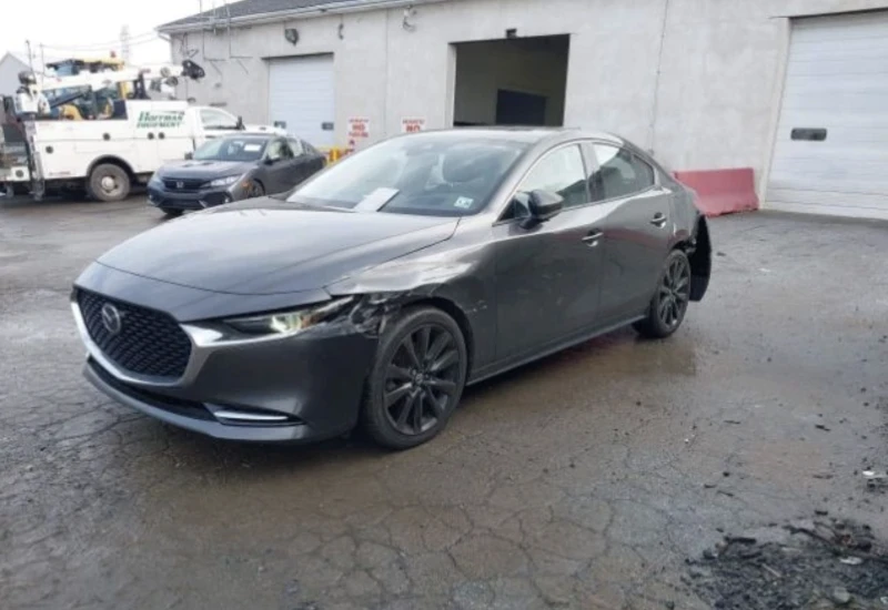 Mazda 3, снимка 2 - Автомобили и джипове - 48634010