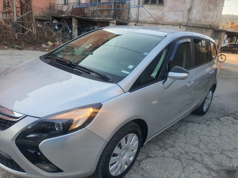 Opel Zafira 1.6 cdti 6скорости, снимка 3 - Автомобили и джипове - 49426275