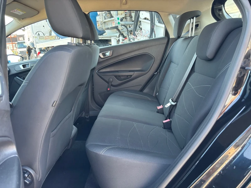 Ford Fiesta 1.5 TDCI, снимка 12 - Автомобили и джипове - 50785433