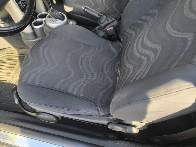 Mini Cooper 1.6i 90кс, снимка 14 - Автомобили и джипове - 52167806