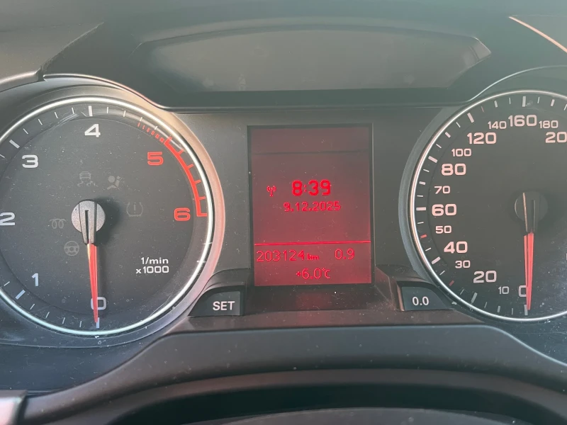 Audi A4 2.0TDI 6ск 143 кс, снимка 12 - Автомобили и джипове - 52704765