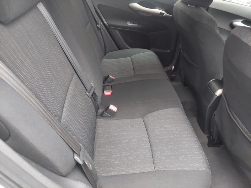 Toyota Auris 1.4i ТОП състояние, снимка 14 - Автомобили и джипове - 52899858