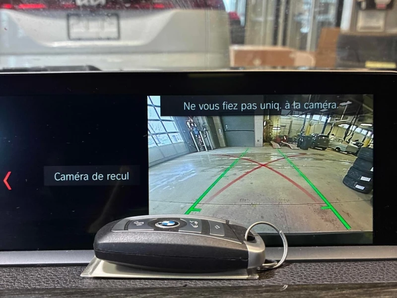 BMW 330 * 330i xDrive * CARFAX * ЦЕНА ДО БГ, снимка 9 - Автомобили и джипове - 53047068