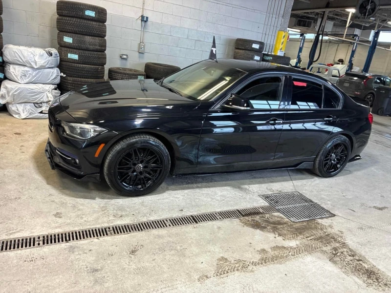 BMW 330 * 330i xDrive * CARFAX * ЦЕНА ДО БГ, снимка 3 - Автомобили и джипове - 53047068