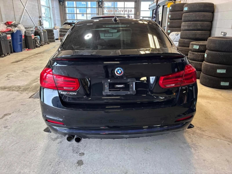 BMW 330 * 330i xDrive * CARFAX * ЦЕНА ДО БГ, снимка 5 - Автомобили и джипове - 53047068