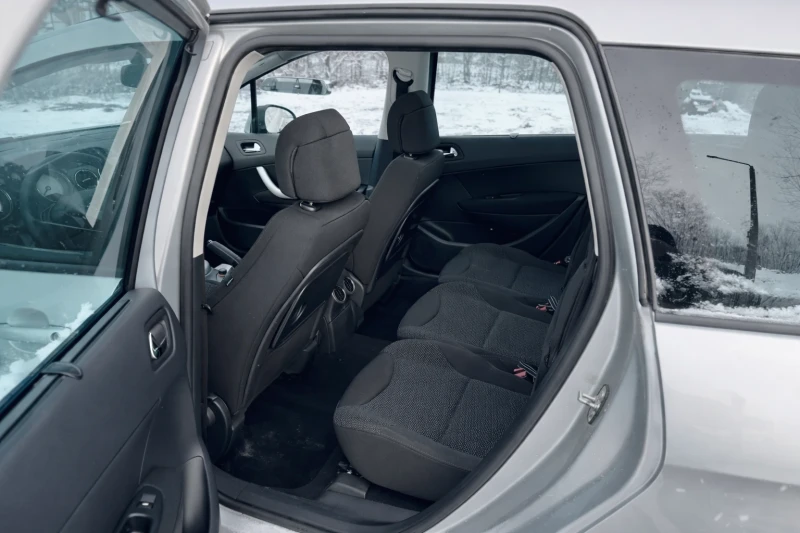 Peugeot 308 1.6HDI* panorama* 110* /, снимка 11 - Автомобили и джипове - 53146396