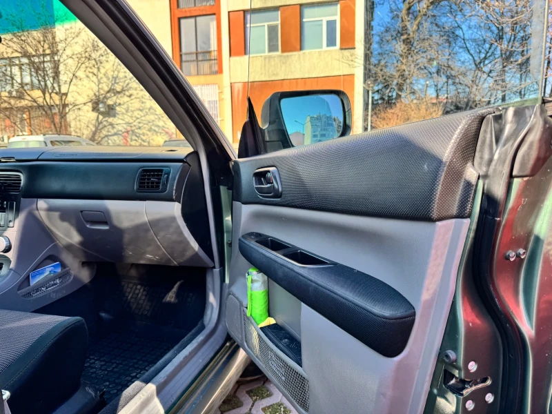 Subaru Forester, снимка 3 - Автомобили и джипове - 53163891