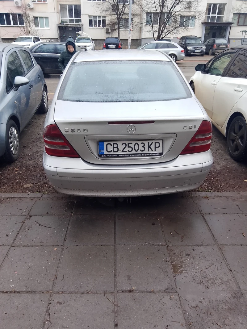 Mercedes-Benz C 200 CDi, снимка 4 - Автомобили и джипове - 53302284