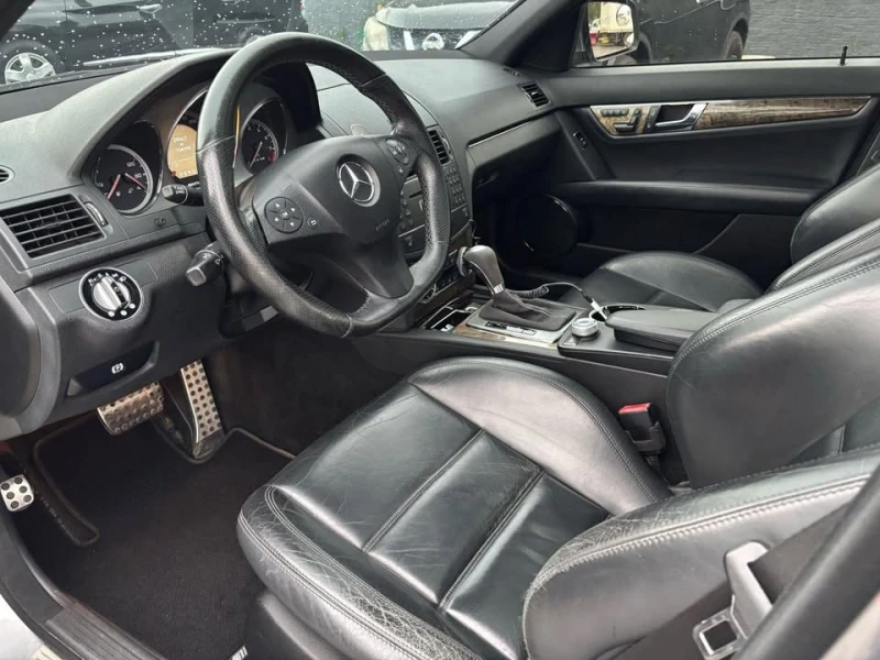Mercedes-Benz C 63 AMG С РЕГИСТРАЦИЯ & АВТО КРЕДИТ, снимка 6 - Автомобили и джипове - 53513876