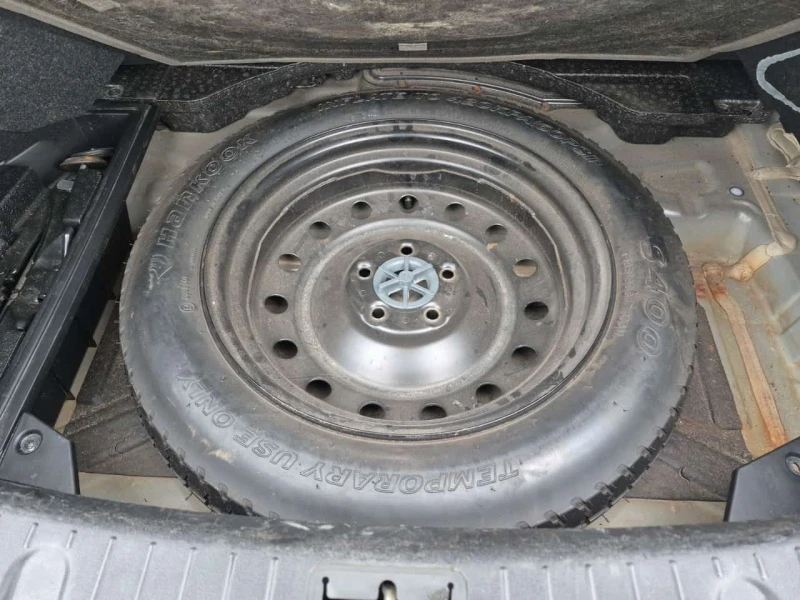 Hyundai Genesis PREMIUM| TUNED| ШИБЕДАХ| 2 КЛЮЧА| ПОДГРЕВ, снимка 15 - Автомобили и джипове - 53571183