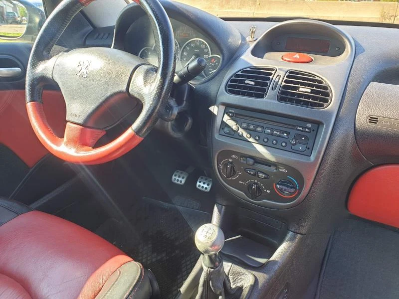 Peugeot 206 CC,1.6i 16V, Facelift, 109 кс., снимка 11 - Автомобили и джипове - 30548503