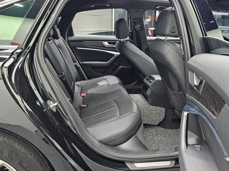 Audi A6 2.0 TFSI - САМО 30% АВАНС, снимка 12 - Автомобили и джипове - 56355469