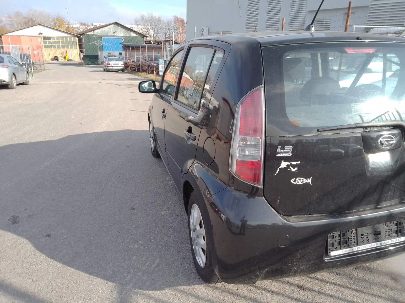 Daihatsu Sirion 4 х 4 - изображение 9