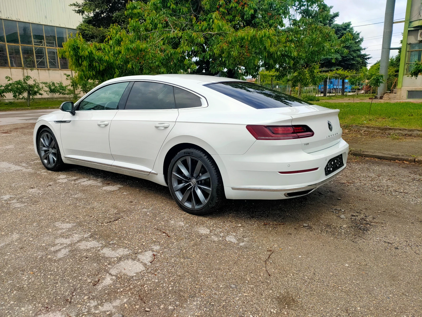 VW Arteon 2, 0 BiTDI DSG 4-MOSCHON SWISS 240к.с. - изображение 7