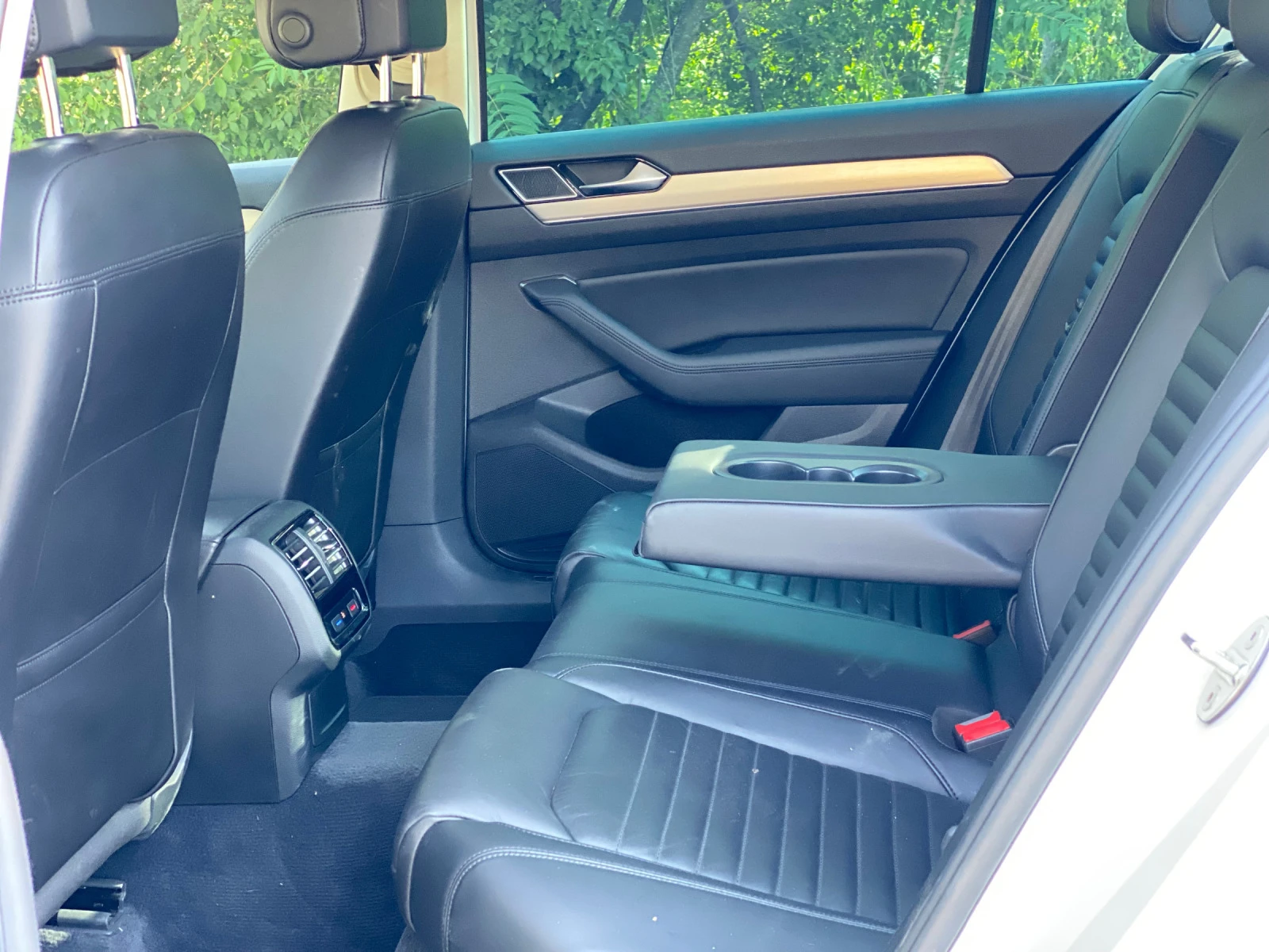 VW Passat 2.0 TDI 190hp - изображение 8