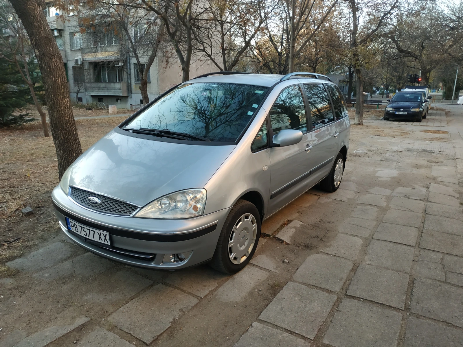 Ford Galaxy 1.9 TDI - изображение 2