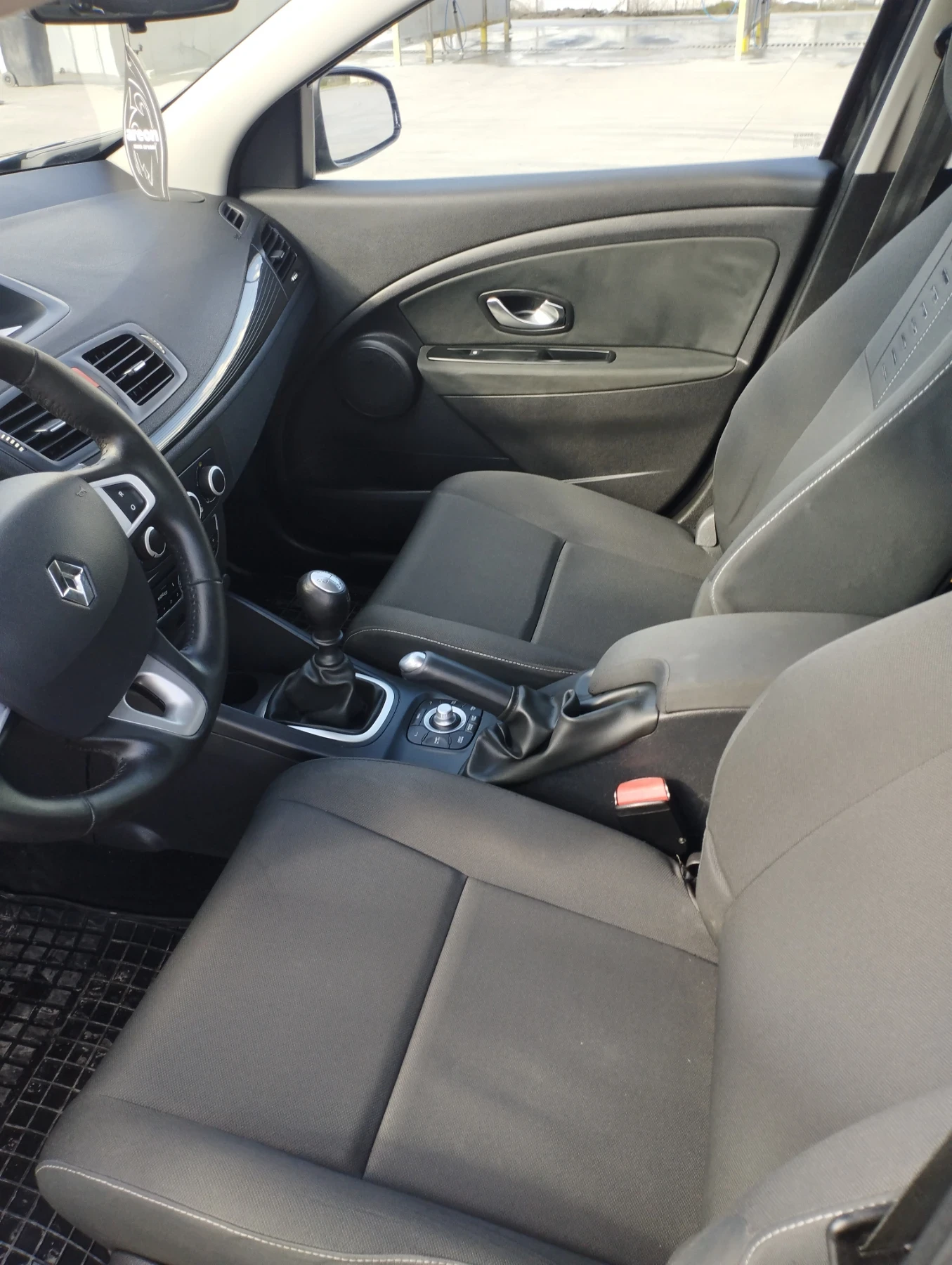 Renault Megane 1.6 фабрична газ - изображение 10