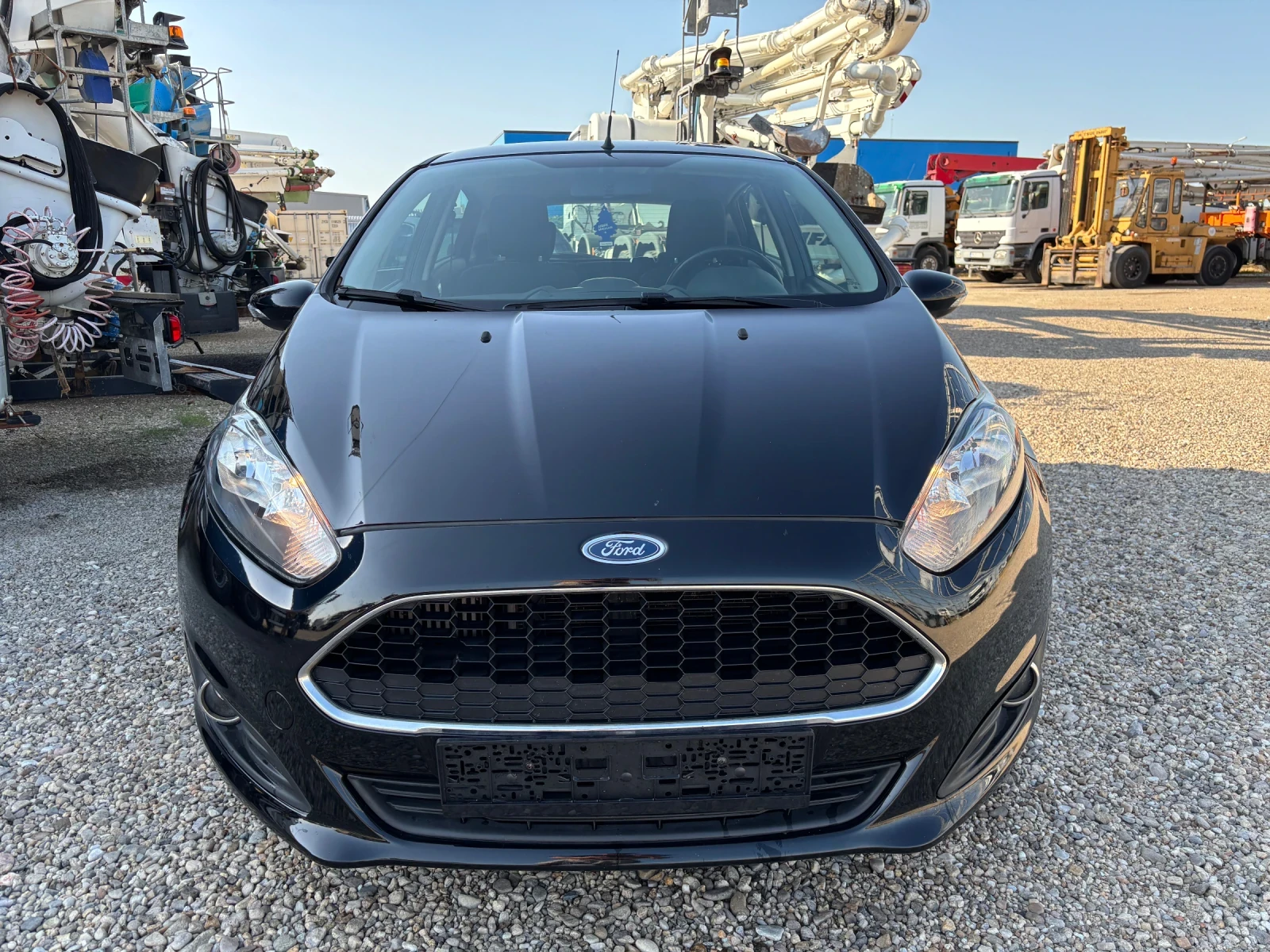 Ford Fiesta 1.5 TDCI - изображение 3