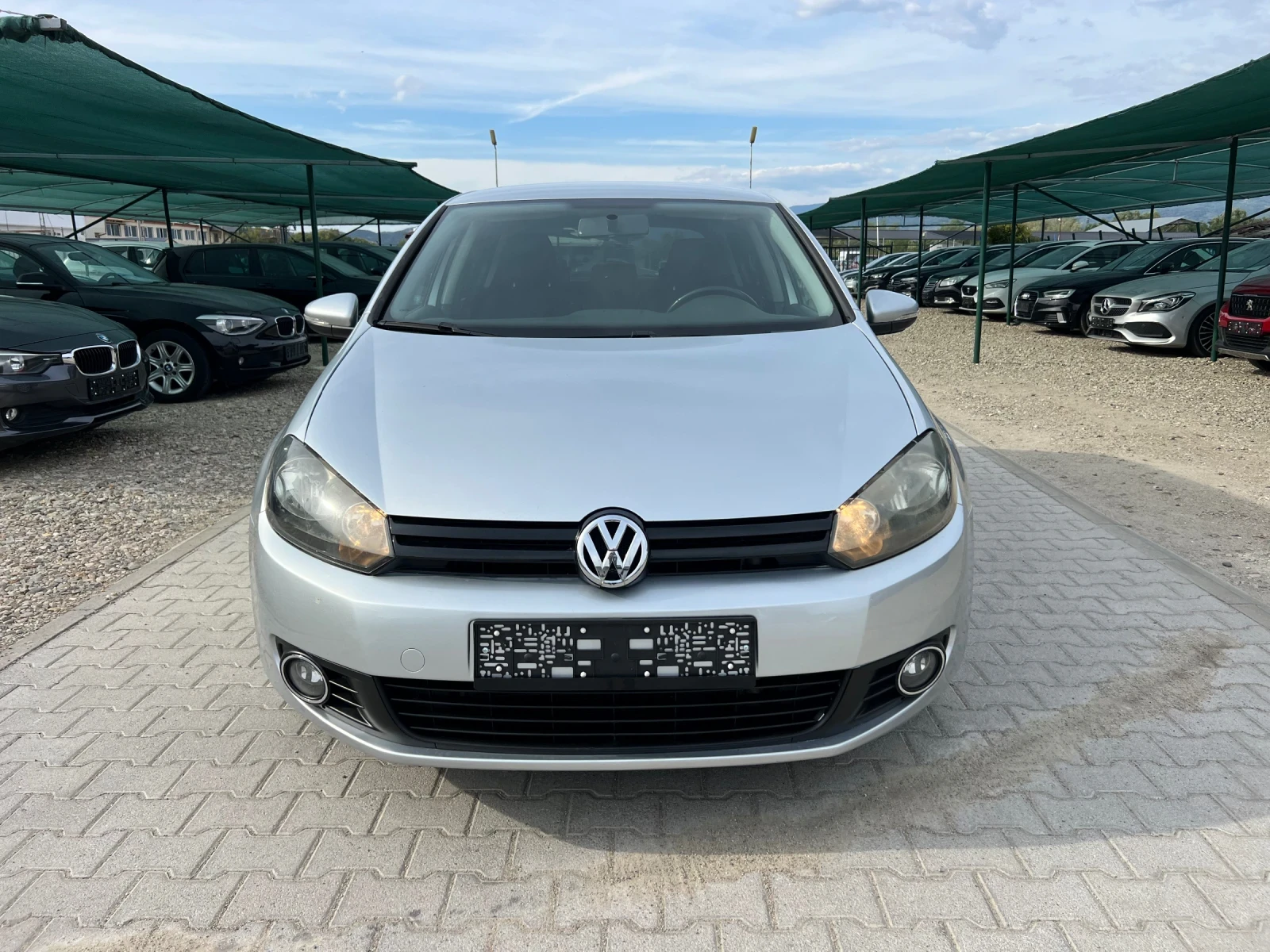 VW Golf 1.6TDi 105kc EURO 5A Лизинг - изображение 2