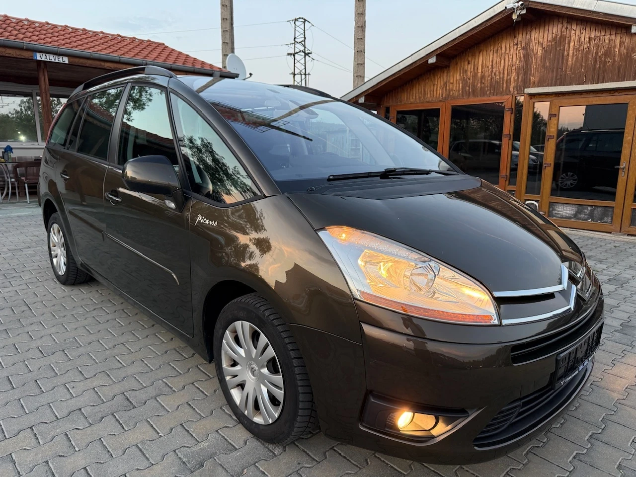 Citroen C4 Picasso * GRAND* 1.6i* 120HP* 7 Места* EU5*  - изображение 3