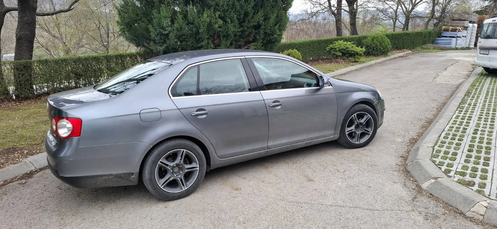 VW Jetta  - изображение 9