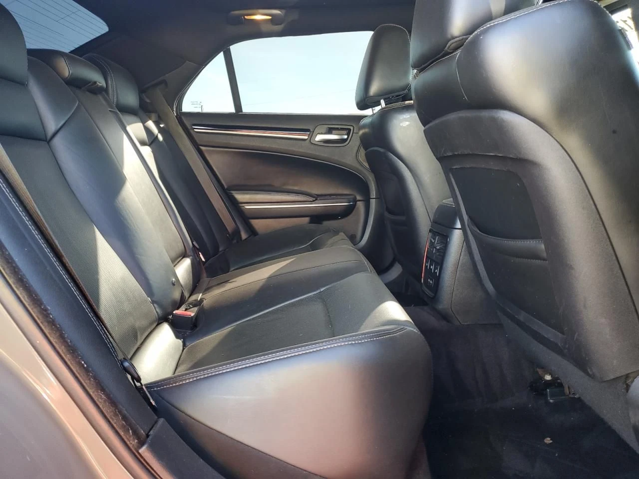 Chrysler 300c | Mobile.bg   10