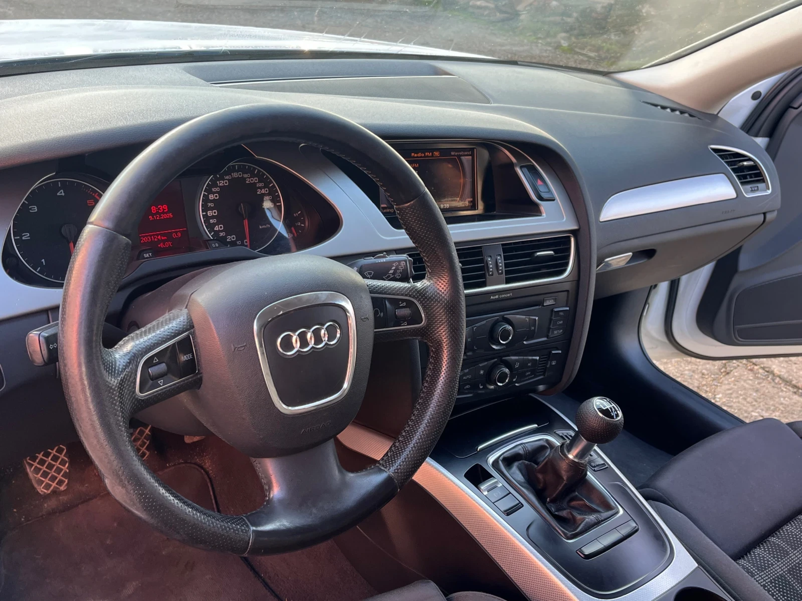 Audi A4 2.0TDI 6 143  | Mobile.bg   11