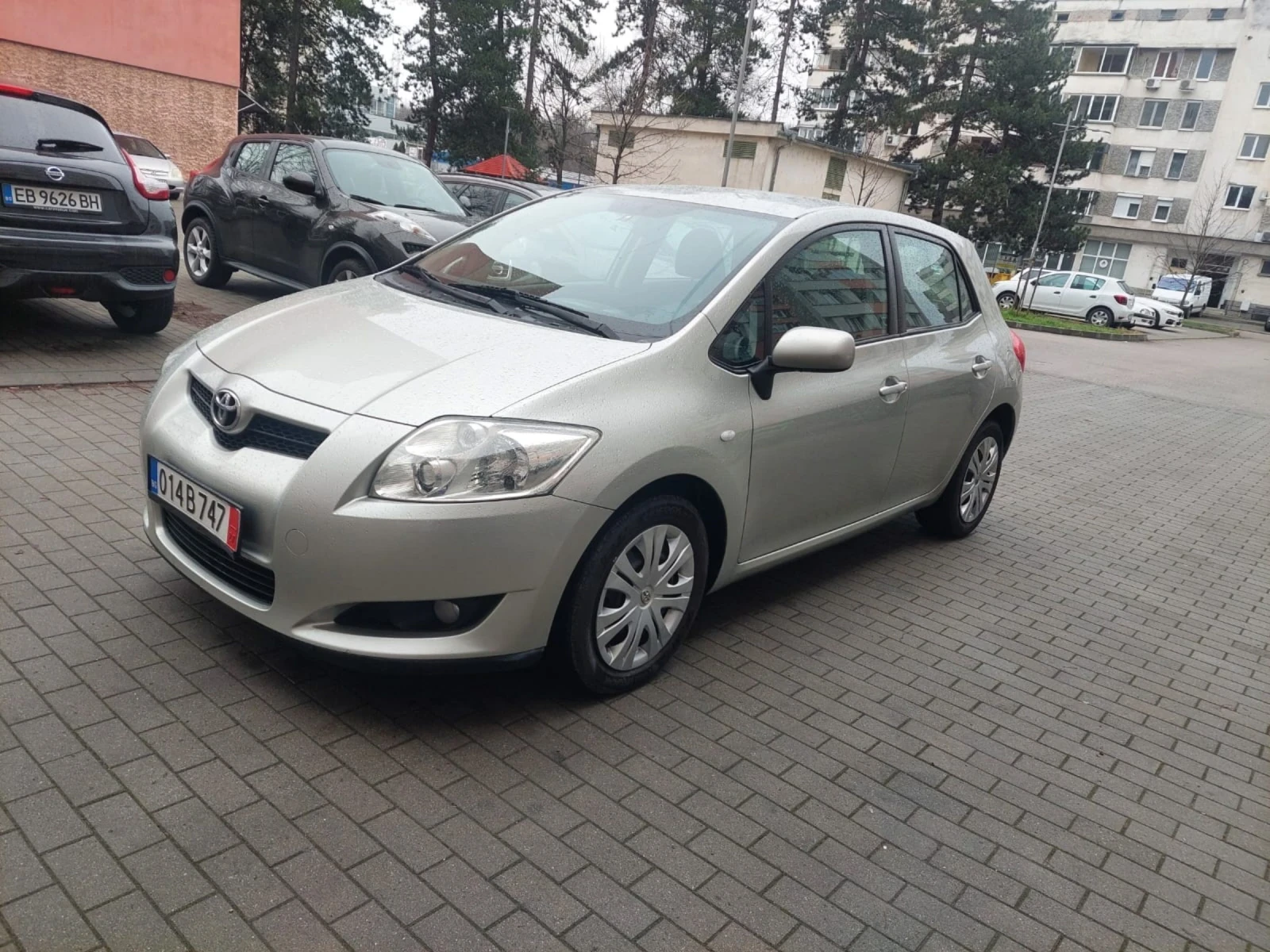 Toyota Auris 1.4i ТОП състояние - изображение 3