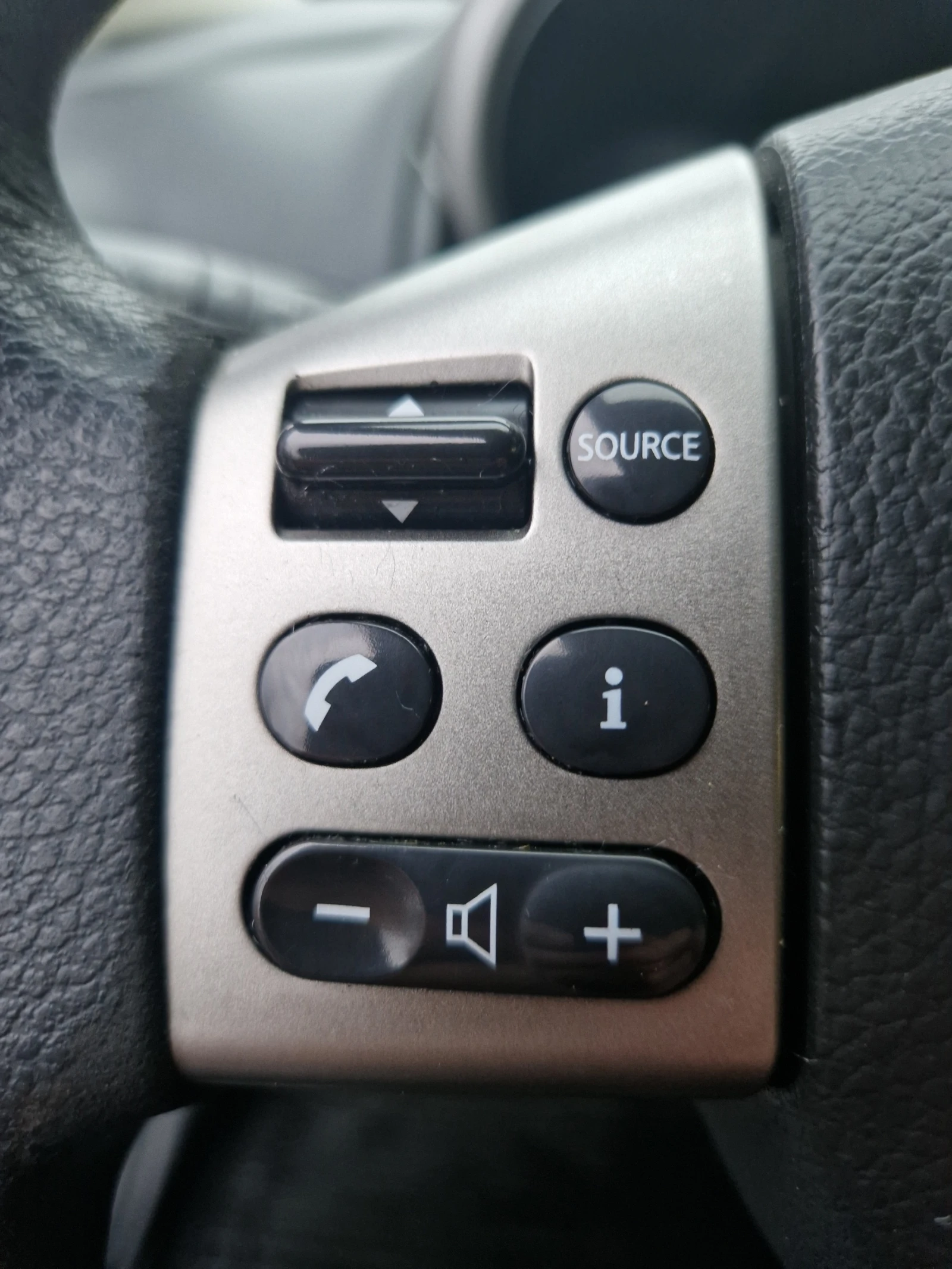 Nissan Note 1.4i ��������! | Mobile.bg � ����������� 12