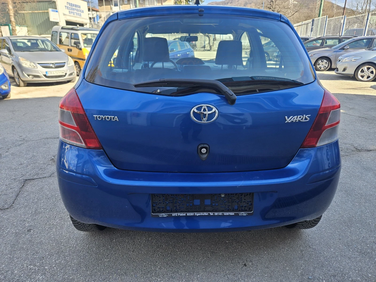 Toyota Yaris 1.33 vvt-i 100к.с, снимка 11 - Автомобили и джипове - 53770852
