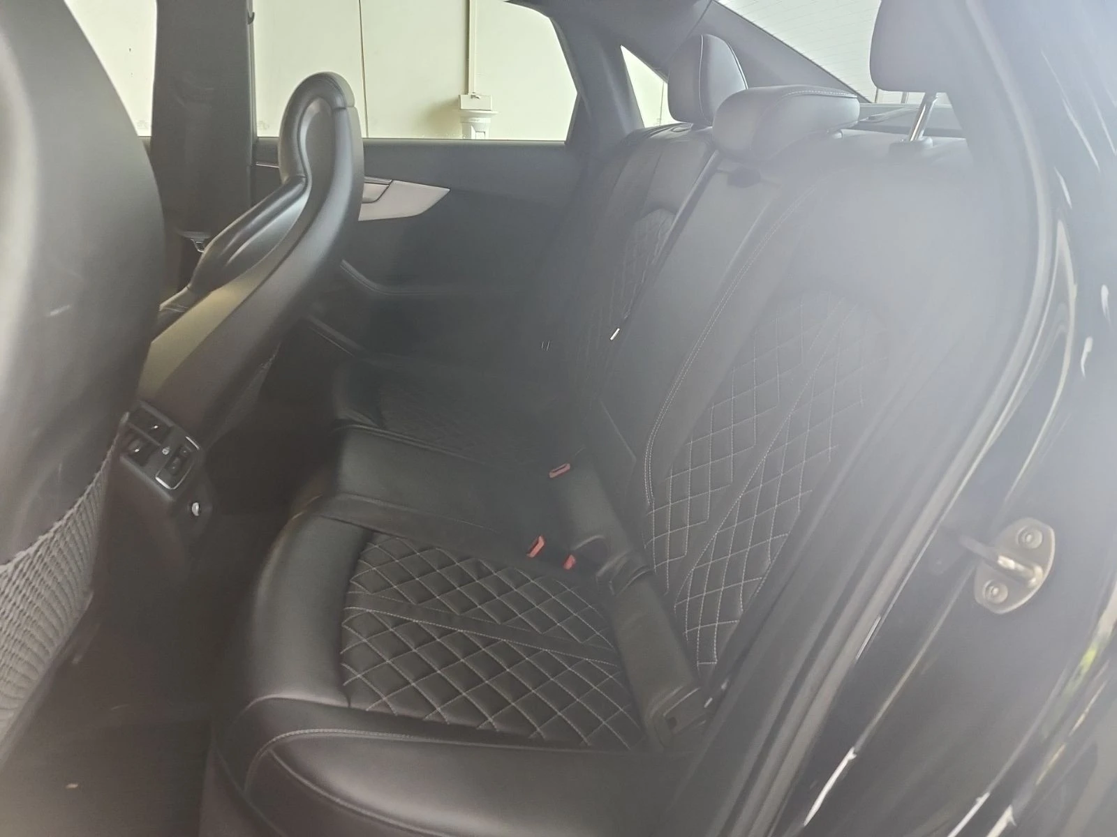 Audi S4 TECHNIK С РЕГИСТРАЦИЯ & АВТО КРЕДИТ , снимка 9 - Автомобили и джипове - 53947319